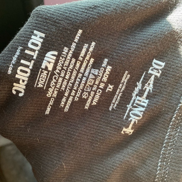 Hot Topic Black Death Note Graphic Tee - Picture 4 of 5